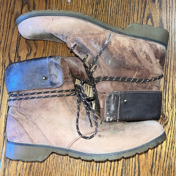 Teva boots - Picture 6 of 11